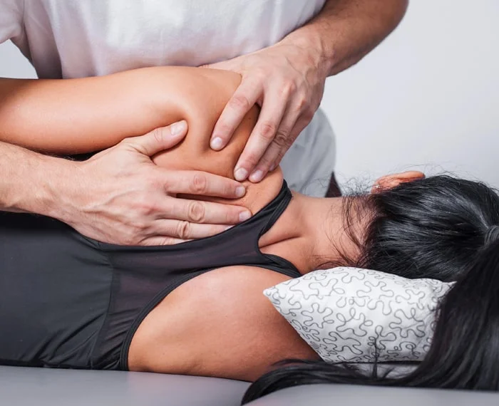 Illustration representing osteopathy assessment and treatment.