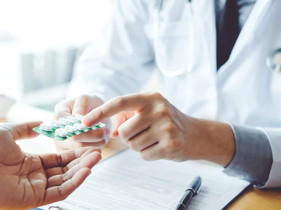 Medication planning and review as part of pharmacological pain management and safe prescribing (illustrative).