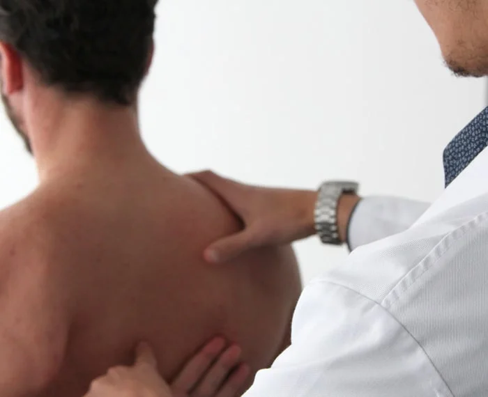 Illustration representing abdominal and core-related pain.