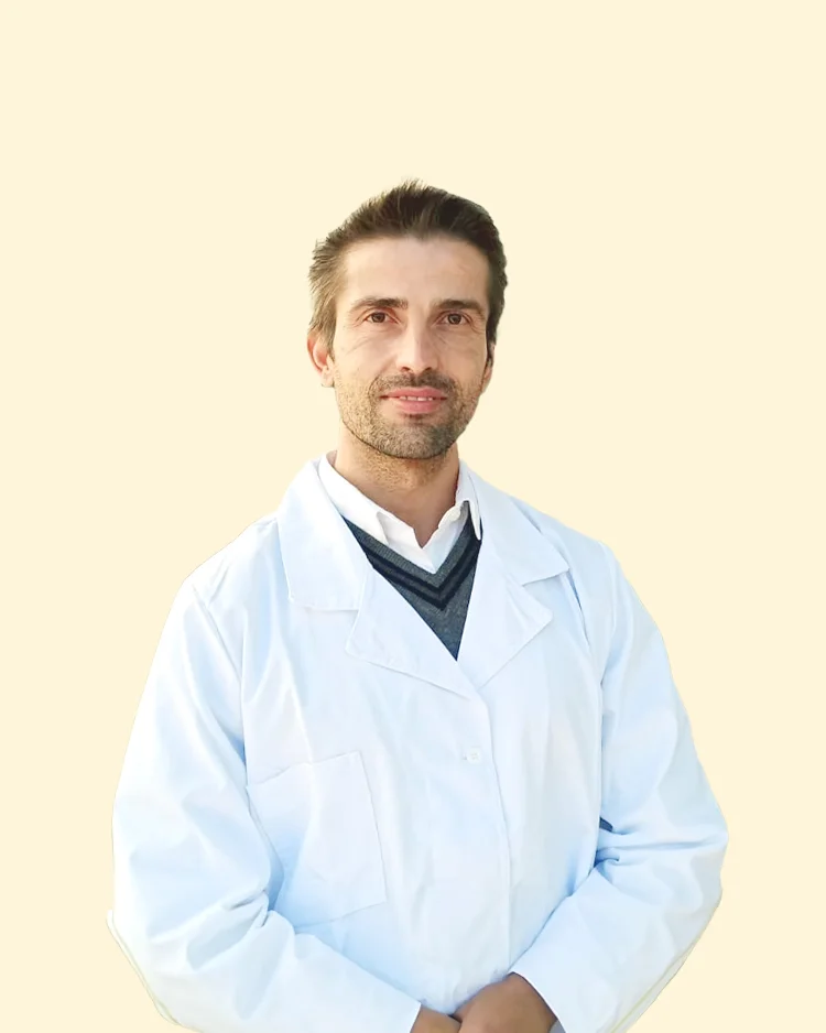 Dr. Ricardo Frada